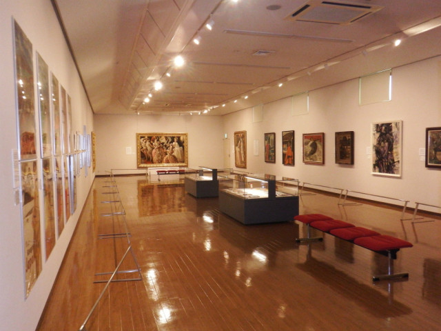 秦野市立宮永岳彦記念美術館【秦野市】